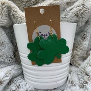 Leather shamrock earring